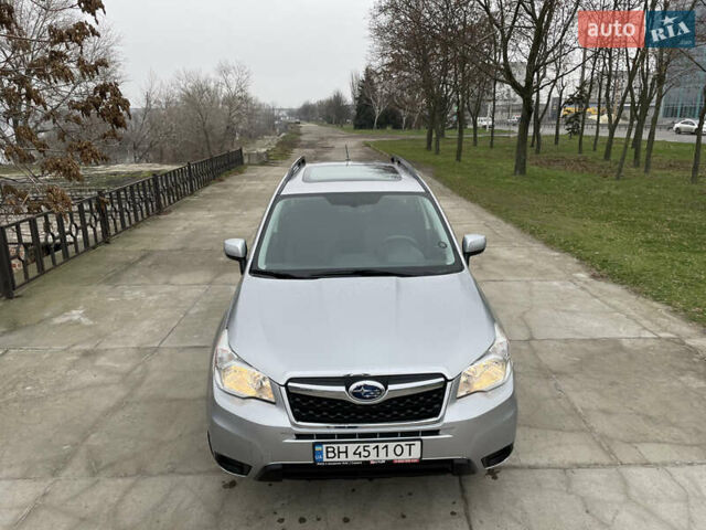 Серый Субару Форестер, объемом двигателя 2.5 л и пробегом 170 тыс. км за 12400 $, фото 4 на Automoto.ua