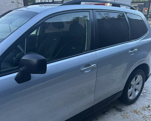 Субару Форестер 2014 в Первомайск на Automoto.ua Серый Субару Форестер, объемом двигателя 2.5 л и пробегом 225 тыс. км за 10700 $, фото 2 на Automoto.ua