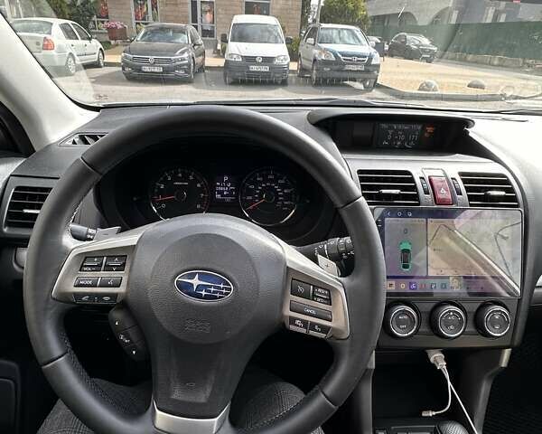 Сірий Субару Forester, об'ємом двигуна 2 л та пробігом 158 тис. км за 15000 $, фото 2 на Automoto.ua