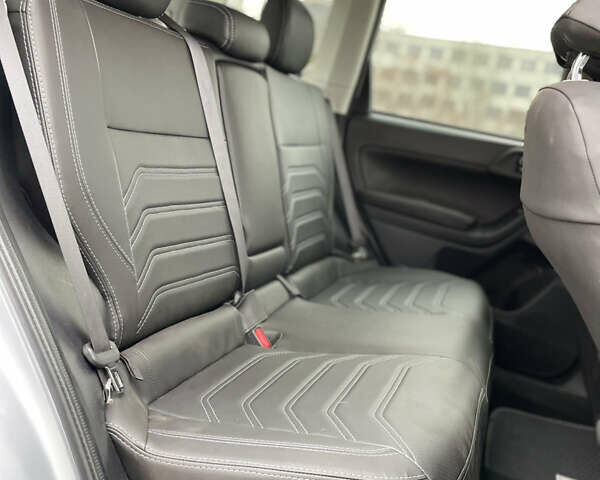 Серый Субару Форестер, объемом двигателя 2.5 л и пробегом 170 тыс. км за 12400 $, фото 10 на Automoto.ua