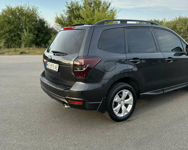 Серый Субару Форестер, объемом двигателя 2.5 л и пробегом 260 тыс. км за 12300 $, фото 3 на Automoto.ua