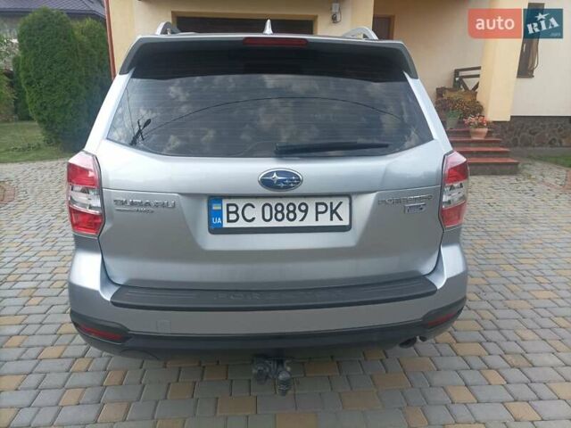 Сірий Субару Forester, об'ємом двигуна 2 л та пробігом 225 тис. км за 13700 $, фото 1 на Automoto.ua
