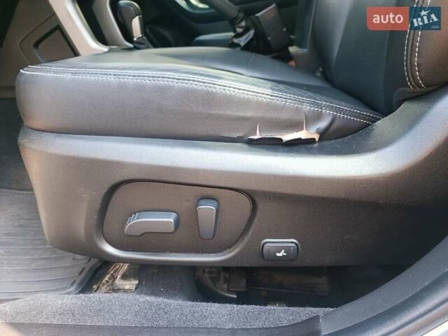 Сірий Субару Forester, об'ємом двигуна 2 л та пробігом 145 тис. км за 15000 $, фото 29 на Automoto.ua