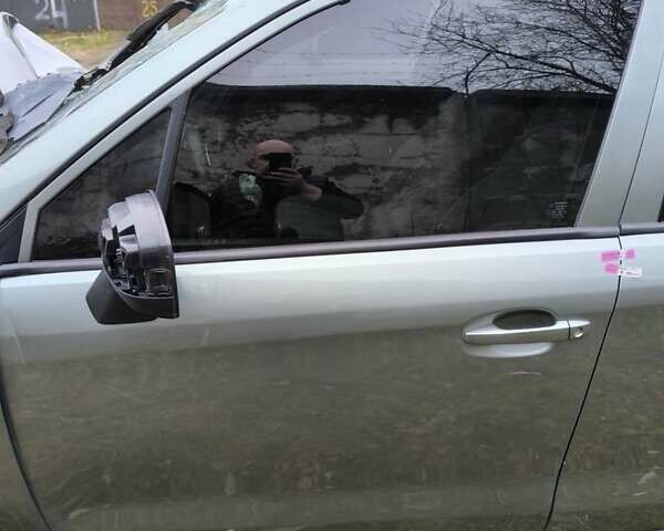 Серый Субару Форестер, объемом двигателя 2.5 л и пробегом 140 тыс. км за 2500 $, фото 4 на Automoto.ua