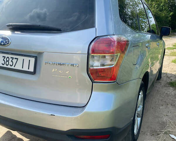 Сірий Субару Forester, об'ємом двигуна 2.5 л та пробігом 196 тис. км за 11500 $, фото 2 на Automoto.ua