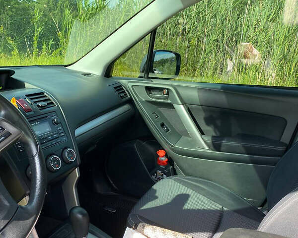 Сірий Субару Forester, об'ємом двигуна 2.5 л та пробігом 196 тис. км за 11500 $, фото 8 на Automoto.ua