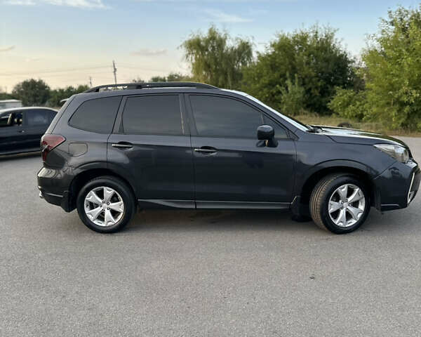 Серый Субару Форестер, объемом двигателя 2.5 л и пробегом 260 тыс. км за 12300 $, фото 2 на Automoto.ua