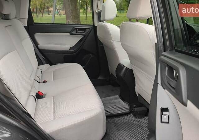 Сірий Субару Forester, об'ємом двигуна 2.5 л та пробігом 218 тис. км за 11000 $, фото 37 на Automoto.ua