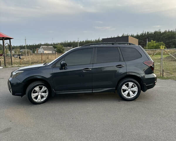 Серый Субару Форестер, объемом двигателя 2.5 л и пробегом 260 тыс. км за 12300 $, фото 6 на Automoto.ua