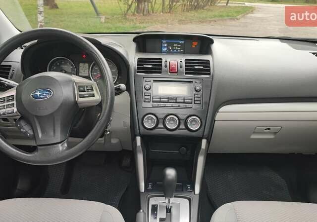 Сірий Субару Forester, об'ємом двигуна 2.5 л та пробігом 218 тис. км за 11000 $, фото 26 на Automoto.ua