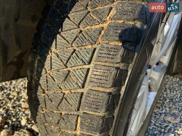 Серый Субару Форестер, объемом двигателя 2 л и пробегом 258 тыс. км за 17000 $, фото 18 на Automoto.ua