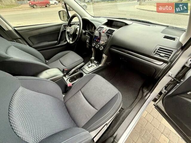 Субару Форестер 2015 в Одессе на Automoto.ua Серый Субару Форестер, объемом двигателя 2.5 л и пробегом 215 тыс. км за 11600 $, фото 48 на Automoto.ua