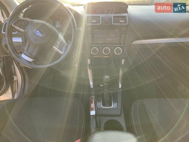 Серый Субару Форестер, объемом двигателя 2 л и пробегом 258 тыс. км за 17000 $, фото 22 на Automoto.ua