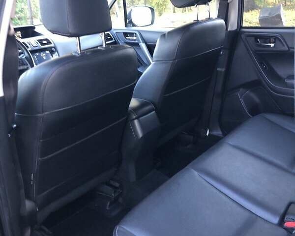 Серый Субару Форестер, объемом двигателя 2.5 л и пробегом 97 тыс. км за 19300 $, фото 6 на Automoto.ua