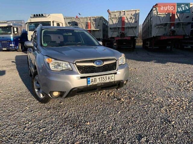 Серый Субару Форестер, объемом двигателя 2 л и пробегом 258 тыс. км за 17000 $, фото 1 на Automoto.ua