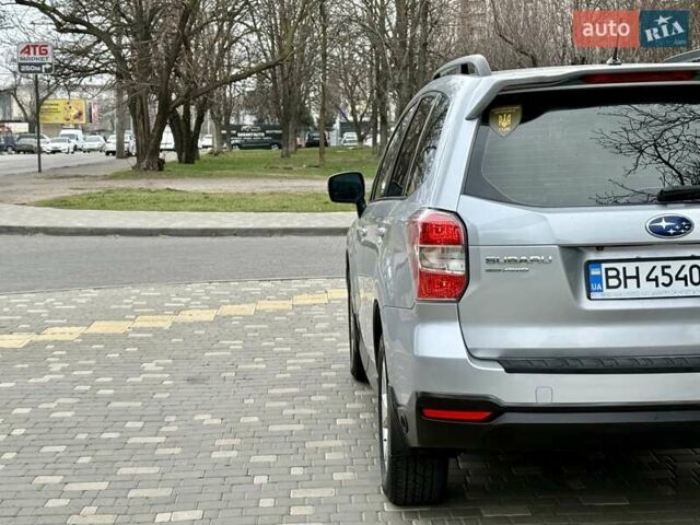 Субару Форестер 2015 в Одессе на Automoto.ua Серый Субару Форестер, объемом двигателя 2.5 л и пробегом 215 тыс. км за 11600 $, фото 5 на Automoto.ua