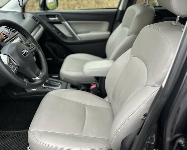 Серый Субару Форестер, объемом двигателя 2.5 л и пробегом 145 тыс. км за 15200 $, фото 8 на Automoto.ua