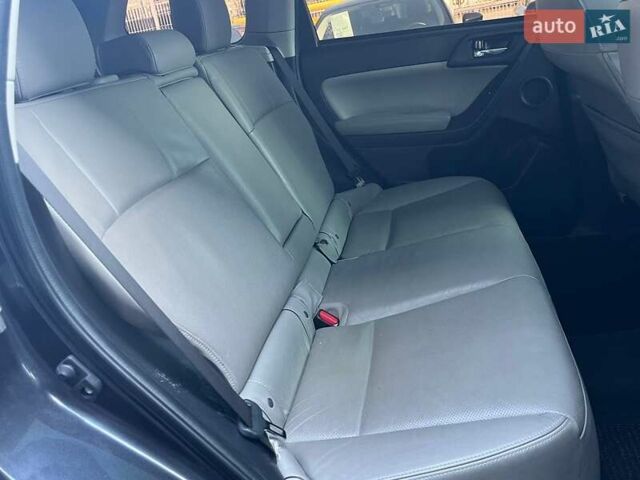 Серый Субару Форестер, объемом двигателя 2.46 л и пробегом 210 тыс. км за 13990 $, фото 12 на Automoto.ua