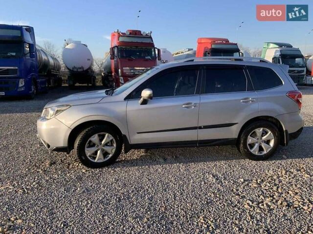 Серый Субару Форестер, объемом двигателя 2 л и пробегом 258 тыс. км за 17000 $, фото 8 на Automoto.ua