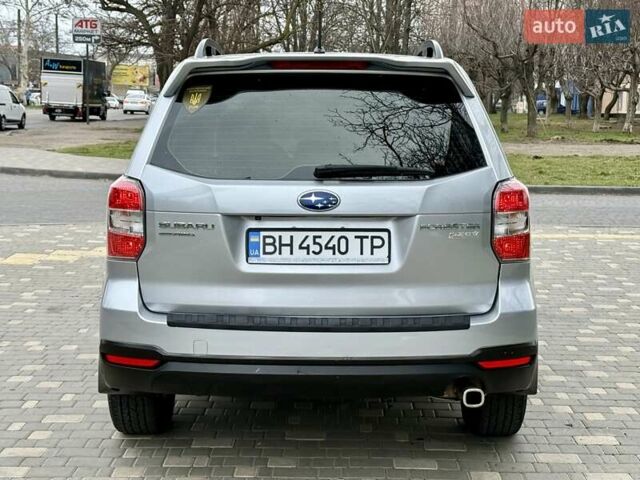 Субару Форестер 2015 в Одессе на Automoto.ua Серый Субару Форестер, объемом двигателя 2.5 л и пробегом 215 тыс. км за 11600 $, фото 7 на Automoto.ua