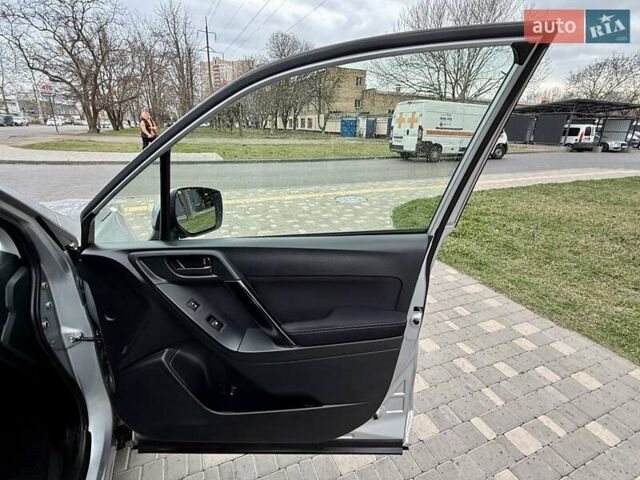 Субару Форестер 2015 в Одессе на Automoto.ua Серый Субару Форестер, объемом двигателя 2.5 л и пробегом 215 тыс. км за 11600 $, фото 45 на Automoto.ua