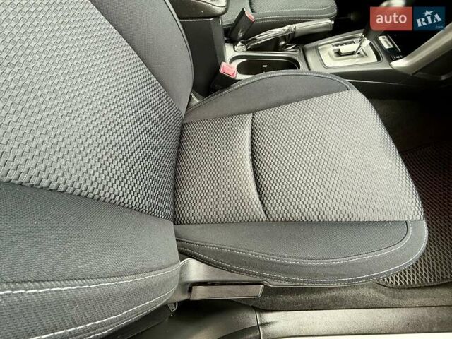 Субару Форестер 2015 в Одессе на Automoto.ua Серый Субару Форестер, объемом двигателя 2.5 л и пробегом 215 тыс. км за 11600 $, фото 46 на Automoto.ua