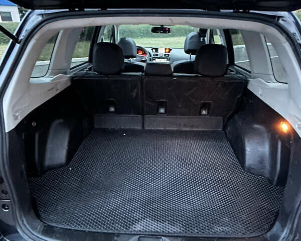 Сірий Субару Forester, об'ємом двигуна 2.5 л та пробігом 182 тис. км за 14000 $, фото 11 на Automoto.ua