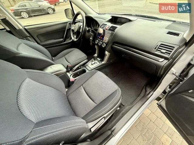 Субару Форестер 2015 в Одессе на Automoto.ua Серый Субару Форестер, объемом двигателя 2.5 л и пробегом 215 тыс. км за 11600 $, фото 44 на Automoto.ua