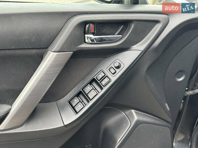 Серый Субару Форестер, объемом двигателя 2 л и пробегом 110 тыс. км за 16999 $, фото 27 на Automoto.ua