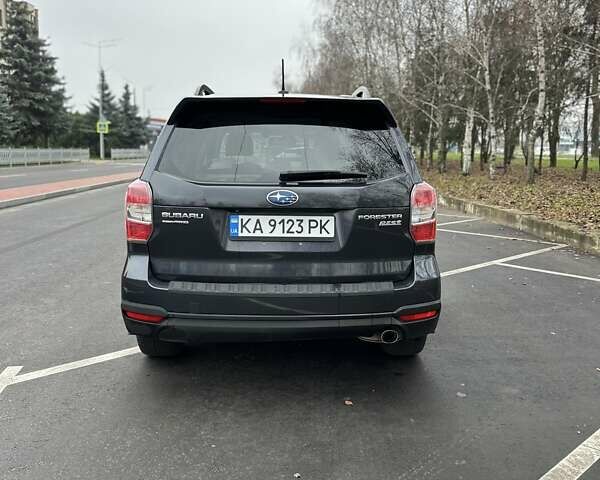 Серый Субару Форестер, объемом двигателя 2.5 л и пробегом 145 тыс. км за 15200 $, фото 3 на Automoto.ua