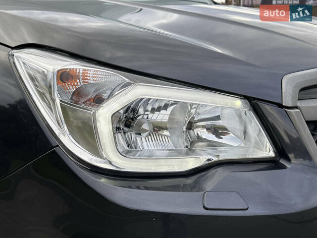 Серый Субару Форестер, объемом двигателя 2 л и пробегом 110 тыс. км за 16999 $, фото 3 на Automoto.ua