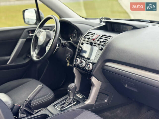 Серый Субару Форестер, объемом двигателя 2 л и пробегом 110 тыс. км за 16999 $, фото 21 на Automoto.ua