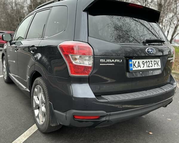 Серый Субару Форестер, объемом двигателя 2.5 л и пробегом 145 тыс. км за 15200 $, фото 4 на Automoto.ua