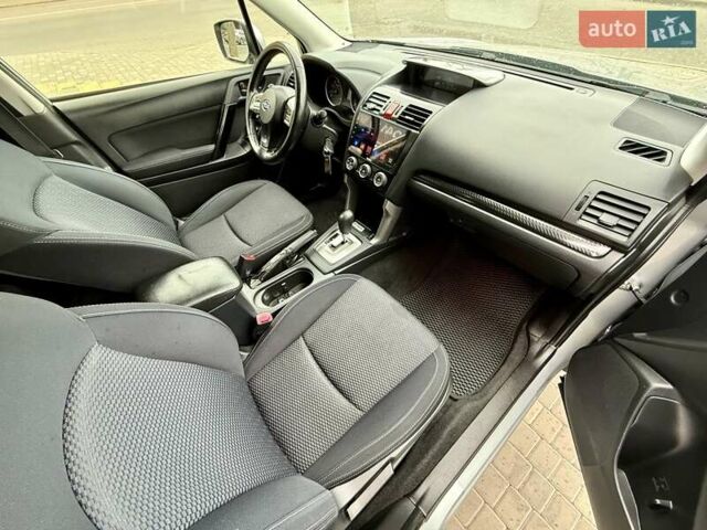 Субару Форестер 2015 в Одессе на Automoto.ua Серый Субару Форестер, объемом двигателя 2.5 л и пробегом 215 тыс. км за 11600 $, фото 51 на Automoto.ua