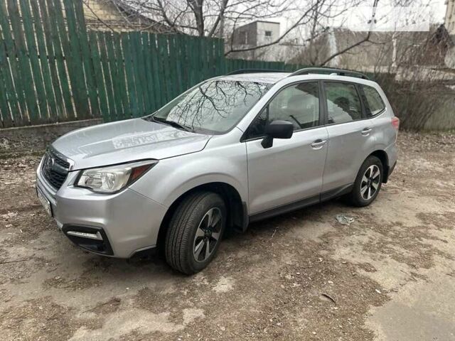 Сірий Субару Forester, об'ємом двигуна 2.5 л та пробігом 102 тис. км за 13300 $, фото 1 на Automoto.ua