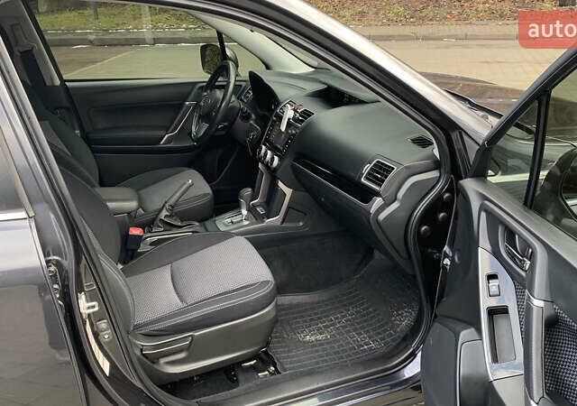 Сірий Субару Forester, об'ємом двигуна 2.5 л та пробігом 104 тис. км за 18200 $, фото 4 на Automoto.ua
