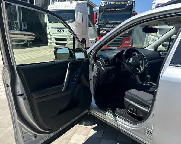Сірий Субару Forester, об'ємом двигуна 2.5 л та пробігом 165 тис. км за 13600 $, фото 1 на Automoto.ua