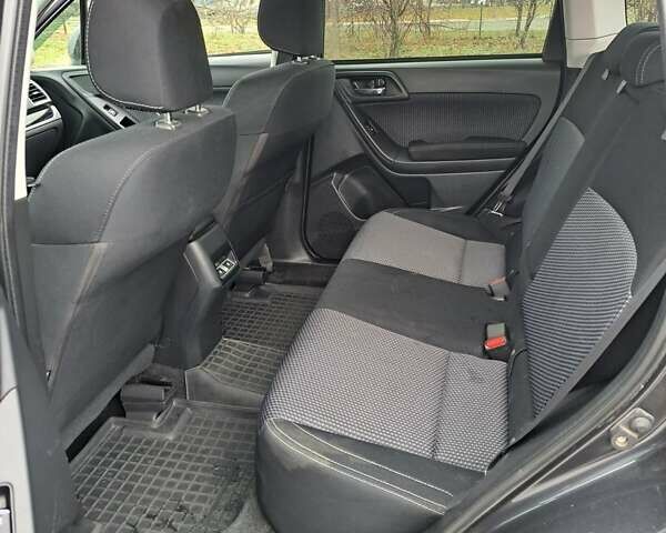 Серый Субару Форестер, объемом двигателя 2 л и пробегом 264 тыс. км за 15700 $, фото 31 на Automoto.ua