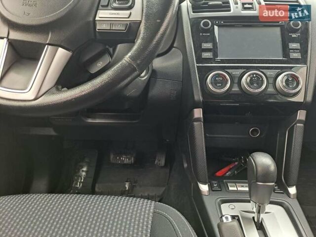 Серый Субару Форестер, объемом двигателя 2 л и пробегом 264 тыс. км за 15700 $, фото 19 на Automoto.ua