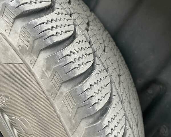 Серый Субару Форестер, объемом двигателя 2.46 л и пробегом 92 тыс. км за 17300 $, фото 29 на Automoto.ua