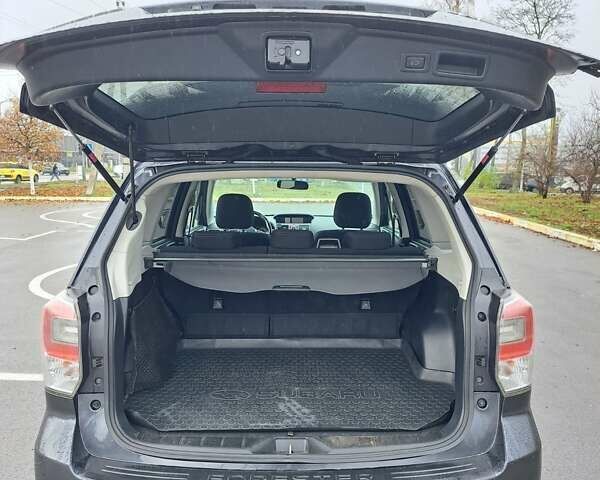 Серый Субару Форестер, объемом двигателя 2 л и пробегом 264 тыс. км за 15700 $, фото 12 на Automoto.ua