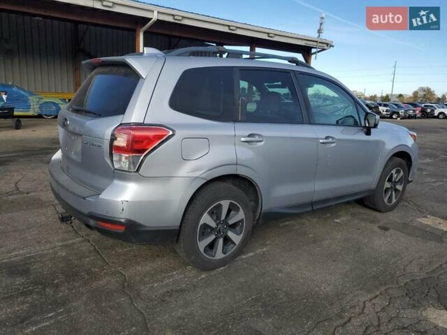 Серый Субару Форестер, объемом двигателя 2.5 л и пробегом 134 тыс. км за 2700 $, фото 2 на Automoto.ua