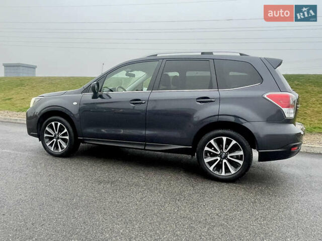 Серый Субару Форестер, объемом двигателя 2 л и пробегом 133 тыс. км за 15200 $, фото 3 на Automoto.ua