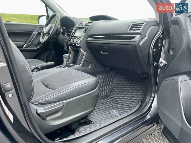 Серый Субару Форестер, объемом двигателя 2 л и пробегом 133 тыс. км за 15200 $, фото 29 на Automoto.ua