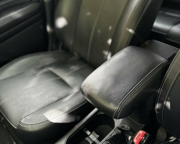 Сірий Субару Forester, об'ємом двигуна 2 л та пробігом 109 тис. км за 16999 $, фото 15 на Automoto.ua