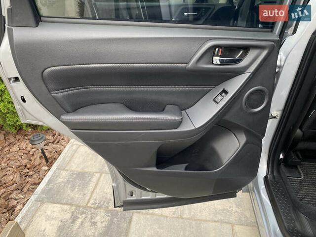 Сірий Субару Forester, об'ємом двигуна 2.46 л та пробігом 146 тис. км за 17300 $, фото 33 на Automoto.ua