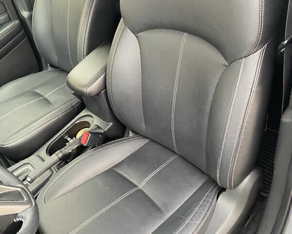 Сірий Субару Forester, об'ємом двигуна 2.46 л та пробігом 146 тис. км за 17300 $, фото 25 на Automoto.ua