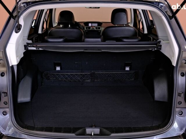 Серый Субару Форестер, объемом двигателя 2 л и пробегом 175 тыс. км за 20900 $, фото 8 на Automoto.ua