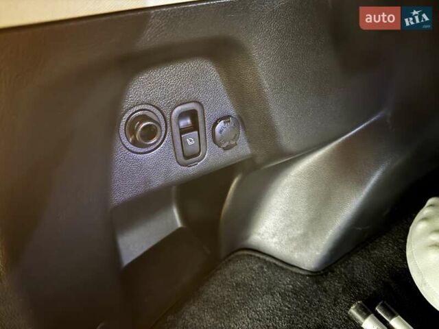 Сірий Субару Forester, об'ємом двигуна 2 л та пробігом 166 тис. км за 19000 $, фото 25 на Automoto.ua