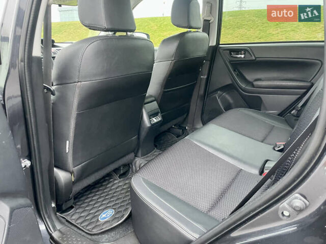 Серый Субару Форестер, объемом двигателя 2 л и пробегом 133 тыс. км за 15200 $, фото 27 на Automoto.ua